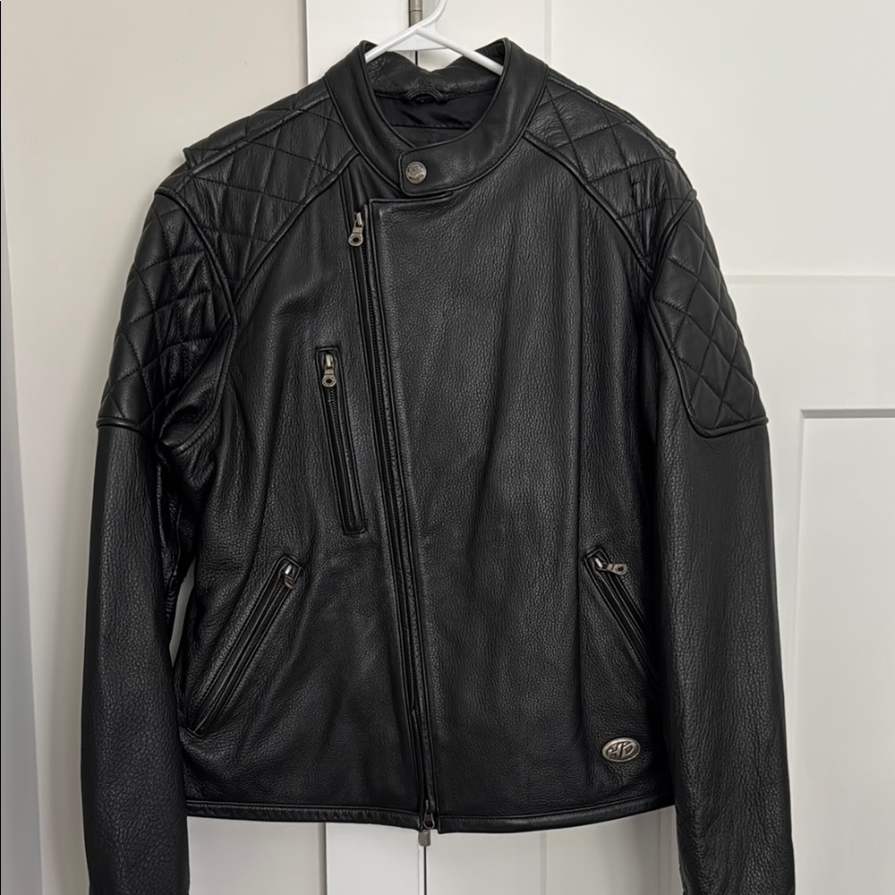 Harley-Davidson Black Leather Jacket with Timeless Motorcycle Design